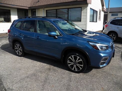 Used 2021 Subaru Forester Limited AWD/4WD image 4