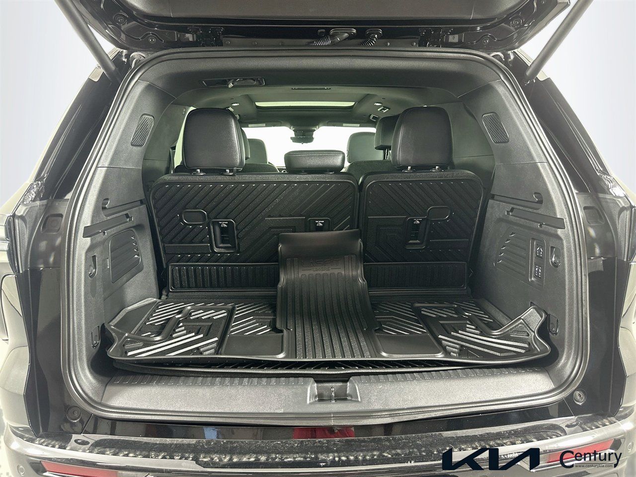 Used 2025 Chevrolet Traverse High Country AWD/4WD image 27