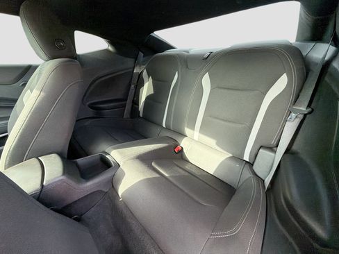 Used 2020 Chevrolet Camaro LT image 20