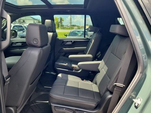 Used 2026 Chevrolet Tahoe RST w/ Advanced Technology Package AWD/4WD image 17