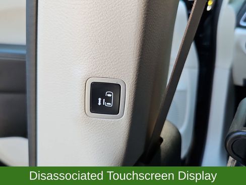 Used 2022 Chrysler Pacifica Touring-L w/ Uconnect Theater Family Group FWD image 29