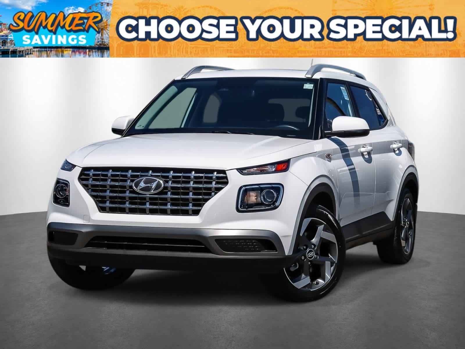 Used 2024 Hyundai Venue SEL FWD image 1