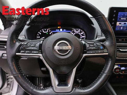 Used 2023 Nissan Altima 2.5 SL FWD image 10