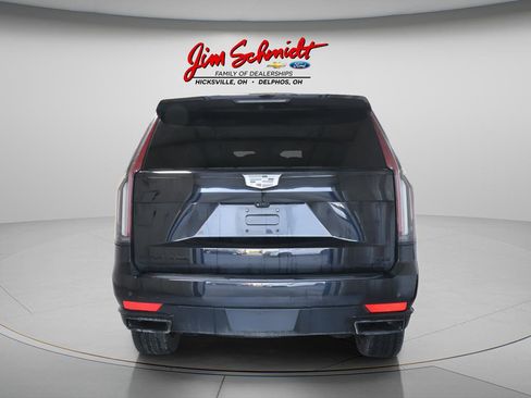 Used 2022 Cadillac Escalade Sport Platinum w/ Heavy-Duty Trailer Package image 22