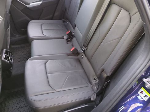 Used 2022 Audi Q3 2.0T Premium Plus w/ Premium Plus Package image 21