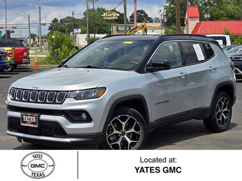 Used 2025 Jeep Compass Limited AWD/4WD image 1