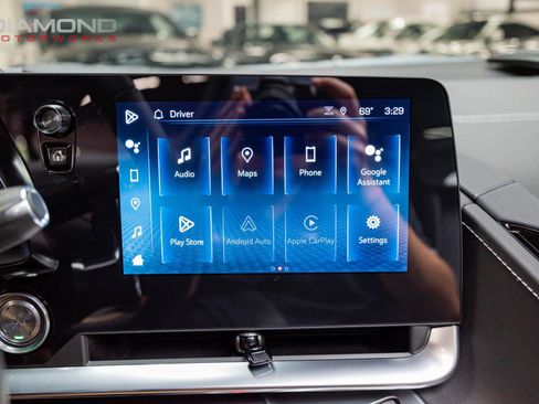 Used 2024 Chevrolet Corvette Stingray Coupe w/ Z51 Performance Package image 18