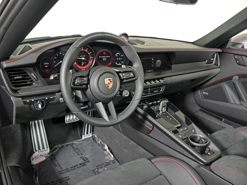 Certified 2024 Porsche 911 Targa 4 GTS AWD/4WD image 4