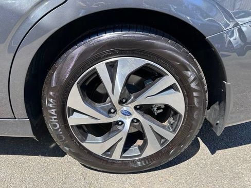 Used 2025 Subaru Legacy Premium AWD/4WD image 32