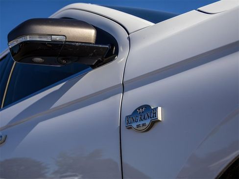 Used 2020 Ford Expedition King Ranch image 2