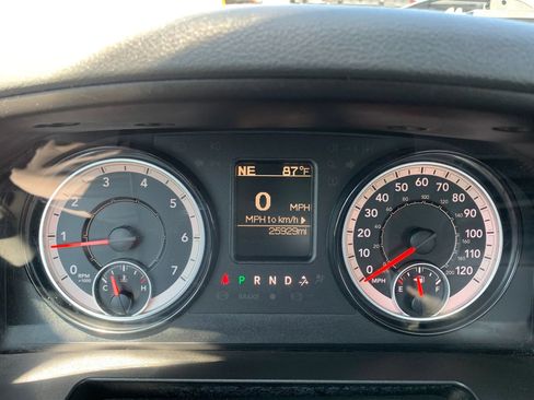 Used 2017 RAM 1500 Tradesman w/ Power & Remote Entry Group RWD image 11