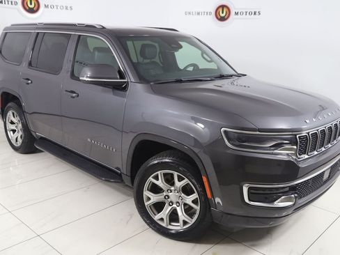 Used 2022 Jeep Wagoneer Series I w/ Premium Group I AWD/4WD image 19