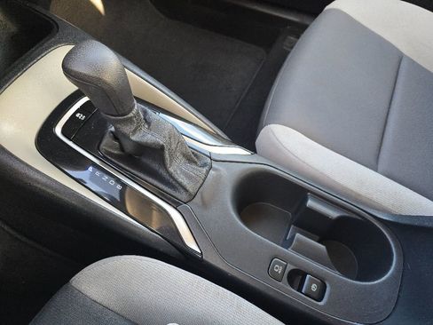 Used 2023 Toyota Corolla LE image 22