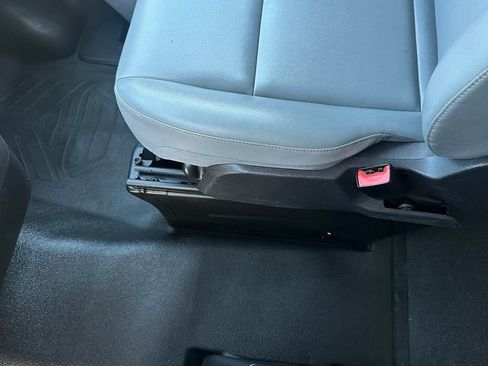 Used 2017 Ford Transit 250 148 Medium Roof RWD image 18