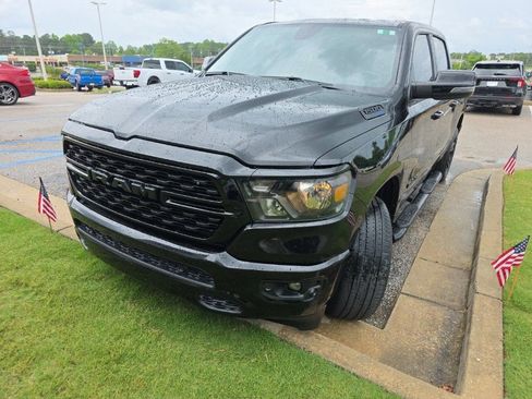 Used 2023 RAM 1500 Big Horn AWD/4WD image 3