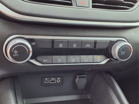 Used 2025 Nissan Altima 2.5 S image 18