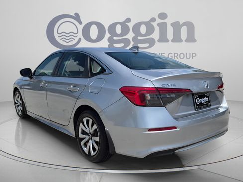 Certified 2023 Honda Civic LX image 4