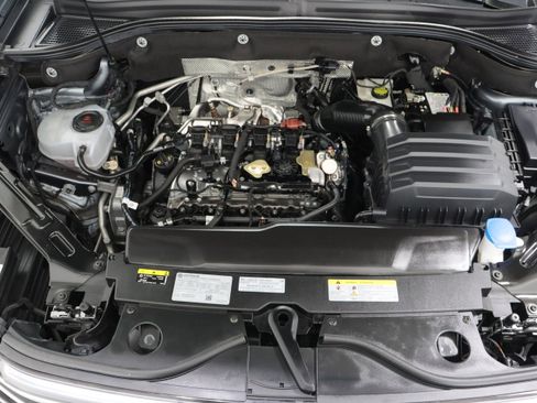 Used 2024 Volkswagen Atlas SE image 42