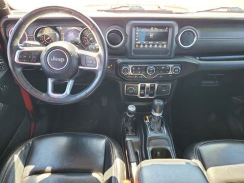 Used 2021 Jeep Wrangler Unlimited Sahara w/ LED Lighting Group AWD/4WD image 18