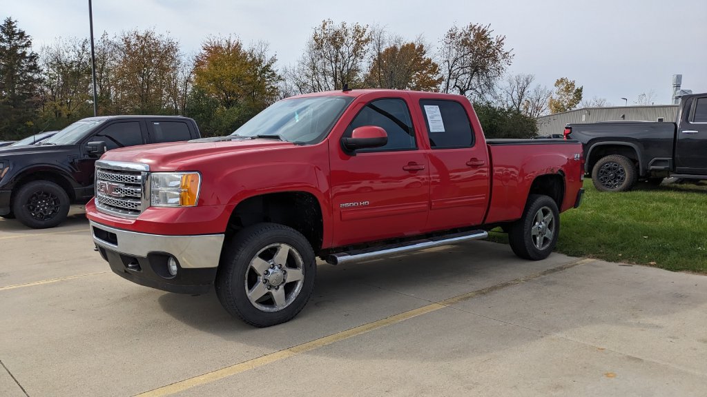 Used 2012 GMC Sierra 2500 SLT w/ SLT Convenience Package AWD/4WD image 7
