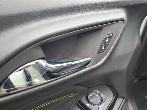 Certified 2025 Chevrolet Trax ACTIV w/ Driver Confidence Package image 27