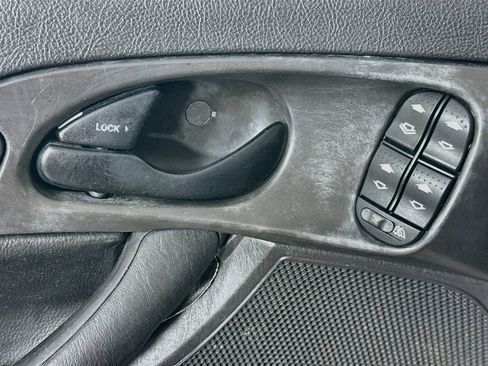 Used 2007 Ford Focus S FWD image 19