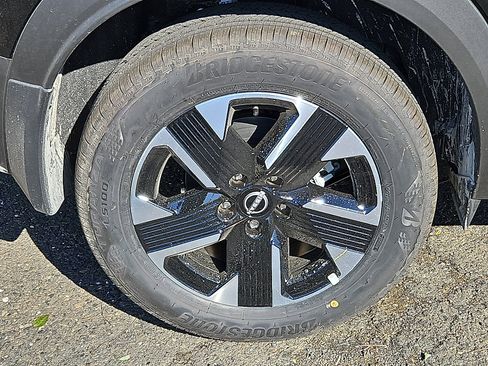 New 2026 Nissan Kicks SV w/ Cold Weather Package image 6