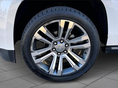 Used 2017 GMC Yukon Denali w/ Open Road Package image 11