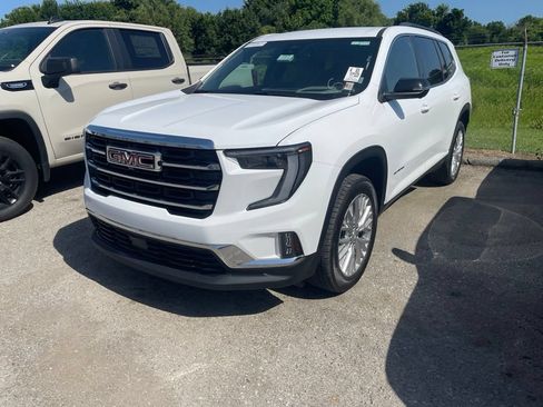 Used 2026 GMC Acadia Elevation w/ Elevation Premium Package FWD image 3