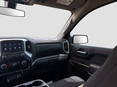 Used 2021 Chevrolet Silverado 1500 LT RWD image 25