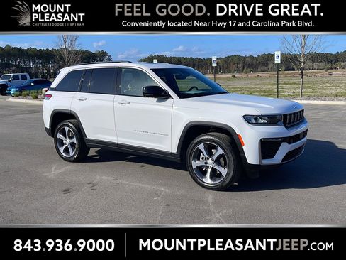 New 2026 Jeep Grand Cherokee Limited w/ Luxury Tech Group II AWD/4WD image 1