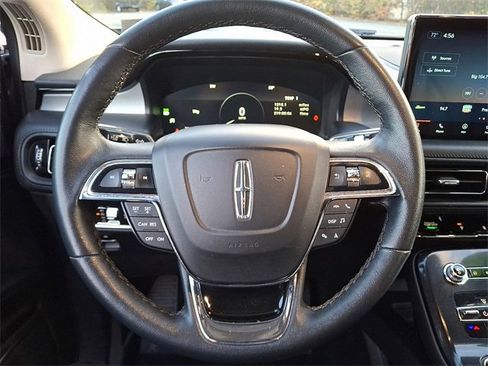 Certified 2023 Lincoln Nautilus AWD w/ Premium Package image 20