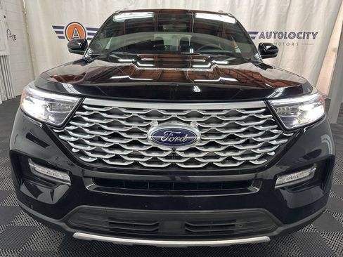 Used 2024 Ford Explorer Platinum w/ Technology Package AWD/4WD image 5