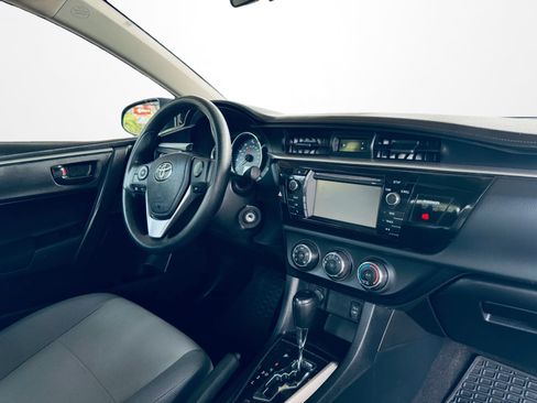 Used 2016 Toyota Corolla L FWD image 10