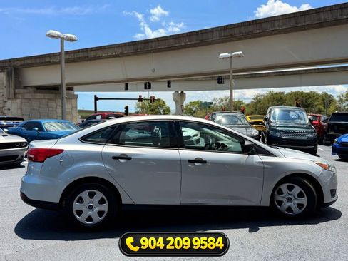 Used 2016 Ford Focus S FWD image 7