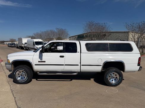 Used 1998 Dodge Ram 2500 Truck SLT LARAMIE 4X4 5spd MANUAL 5. image 6
