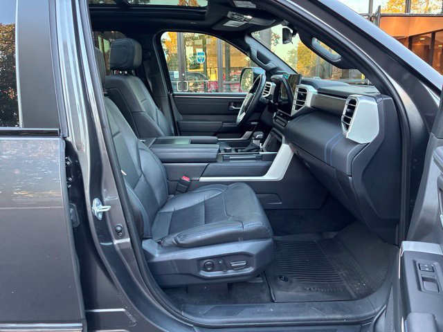 Used 2025 Toyota Tundra Platinum AWD/4WD image 11