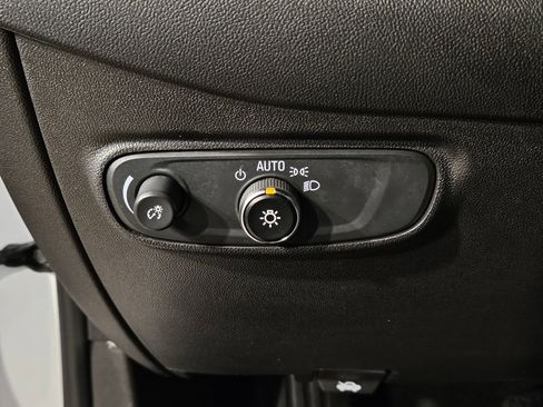 Used 2024 Chevrolet Equinox LT image 26