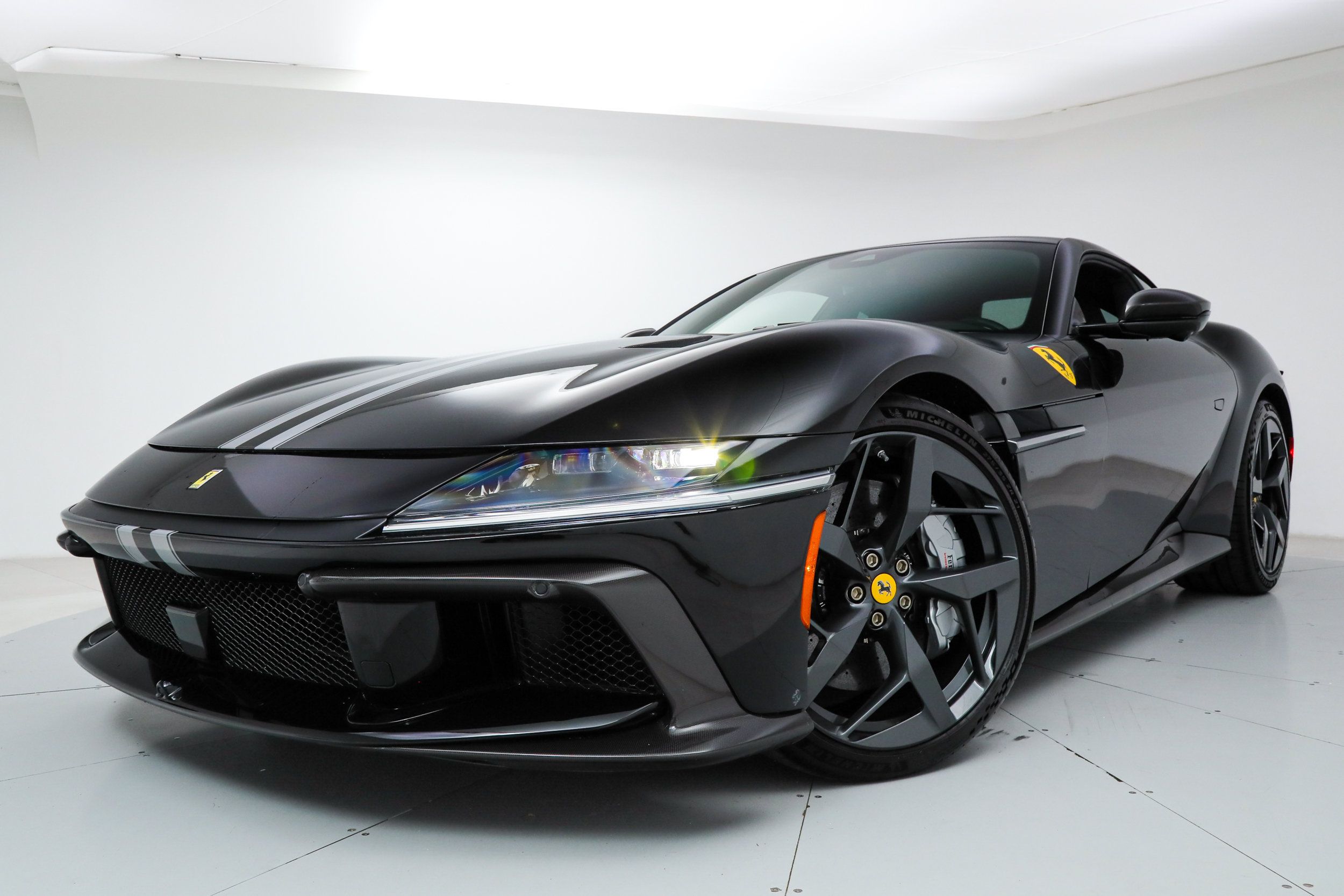 Certified 2025 Ferrari 12Cilindri RWD image 18