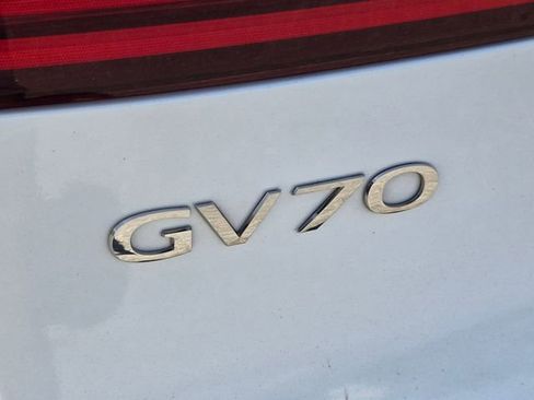 Used 2025 Genesis GV70 2.5T AWD/4WD image 15
