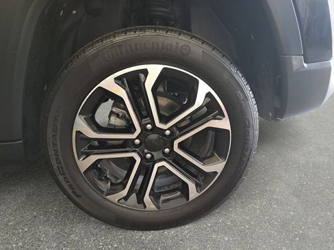 Certified 2023 Jeep Compass Limited AWD/4WD image 30