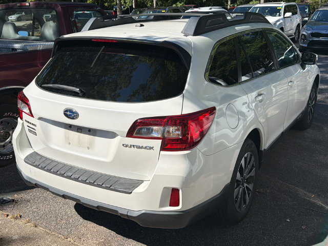 Used 2015 Subaru Outback 2.5i Limited AWD/4WD image 11