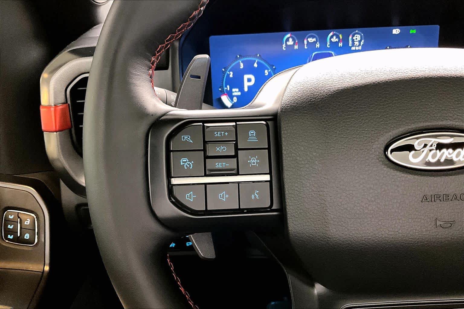Used 2025 Ford F150 Raptor AWD/4WD image 47