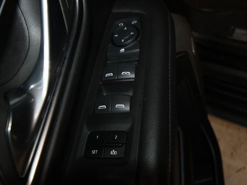 Used 2023 Chevrolet Tahoe LT image 6