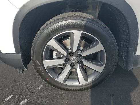 New 2025 Honda Pilot Elite image 17