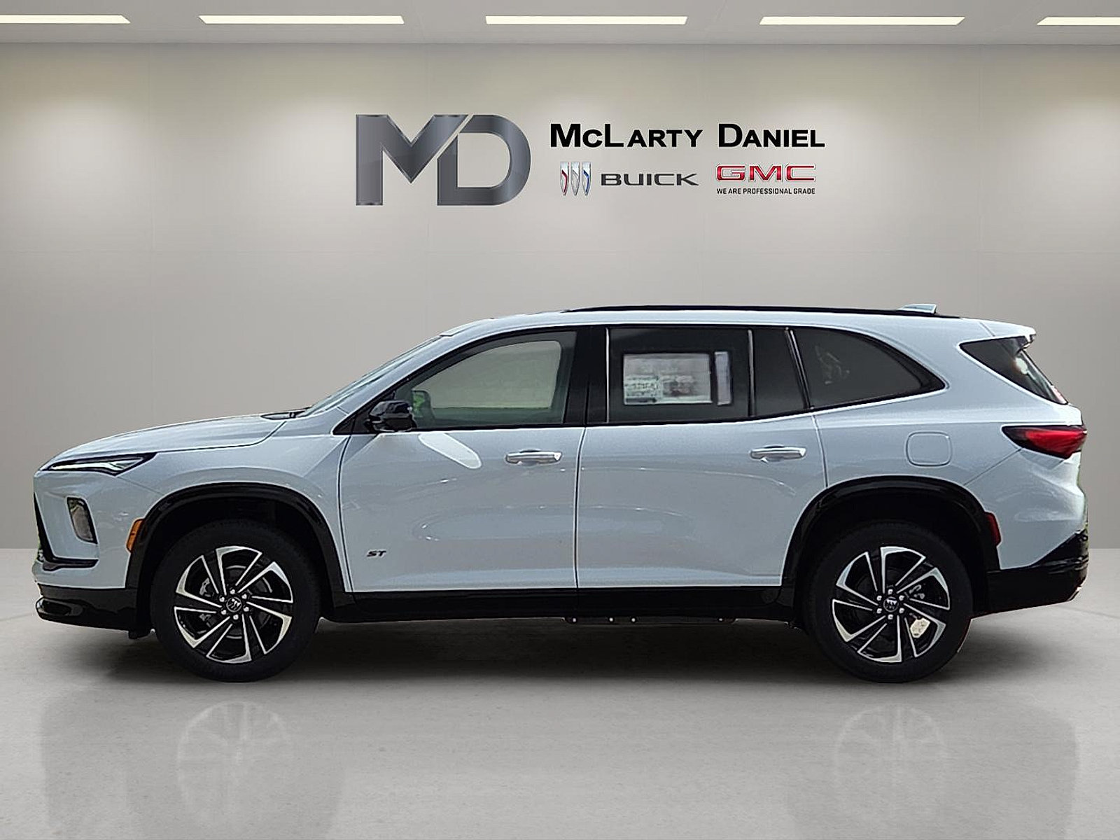 New 2026 Buick Enclave Sport Touring w/ Power Package FWD image 3
