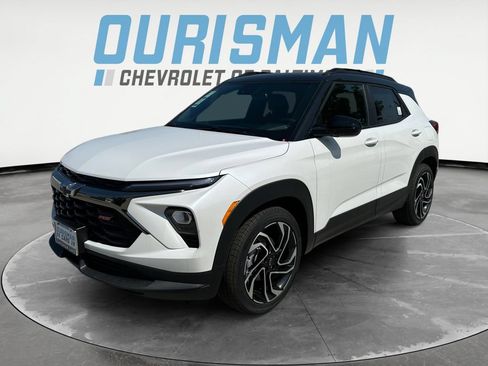 New 2026 Chevrolet TrailBlazer RS w/ Convenience Package FWD image 2
