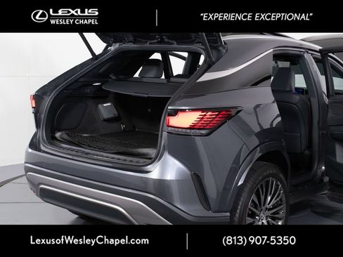 Used 2024 Lexus RX 350 FWD image 12