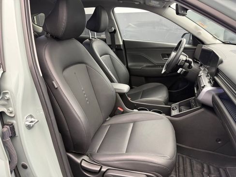 Used 2025 Hyundai Kona Limited image 50