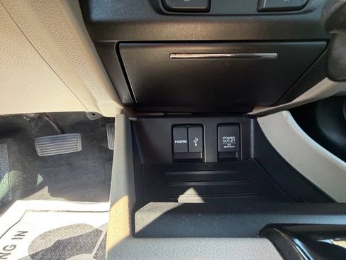 Used 2015 Honda Civic EX-L image 15